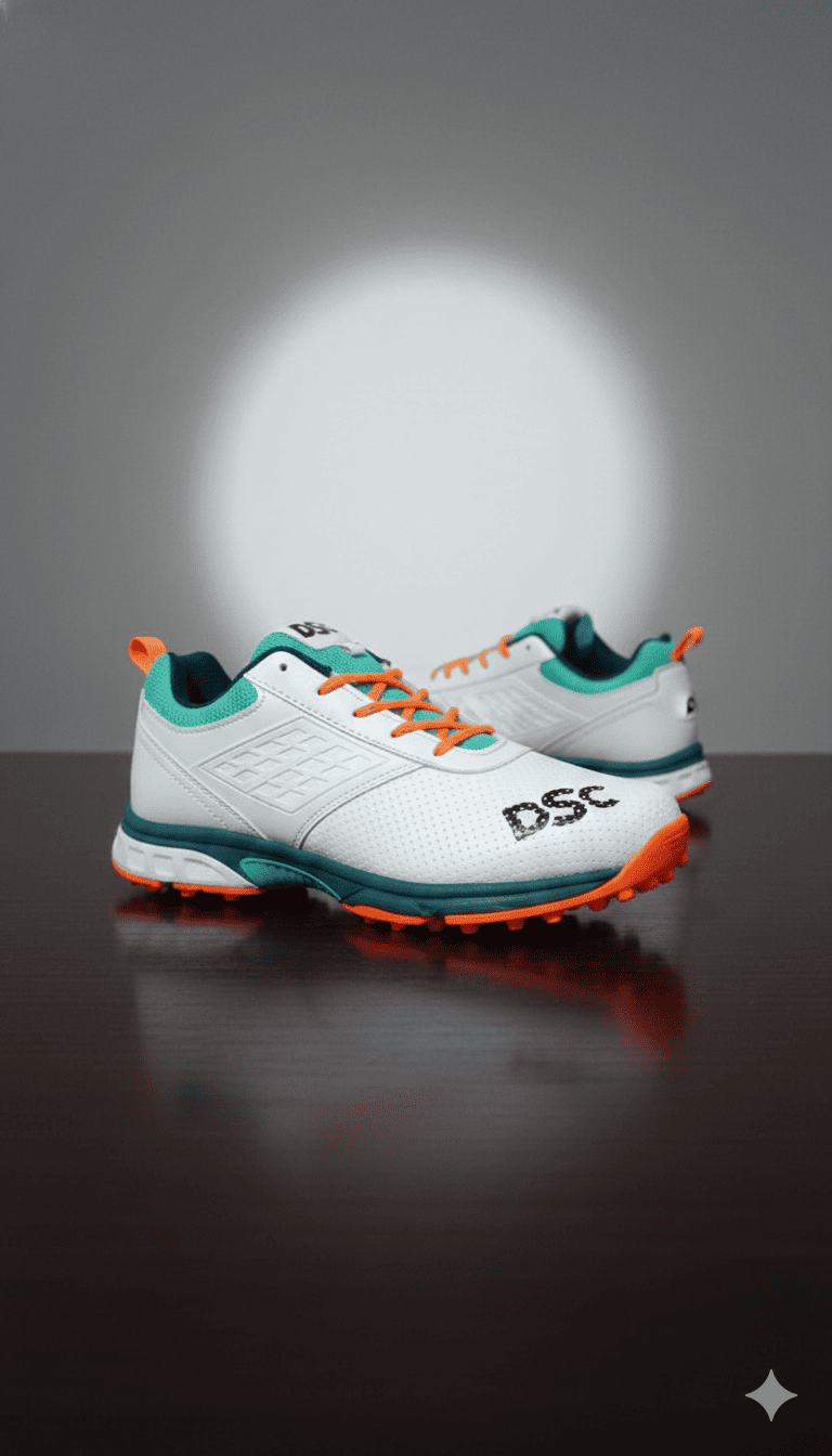 DSC Jaffa 22 Cricket Stud Shoes