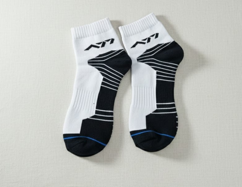 A77 | Cricket | Socks | BW